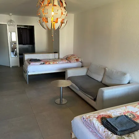 Hanna إنترلاكن